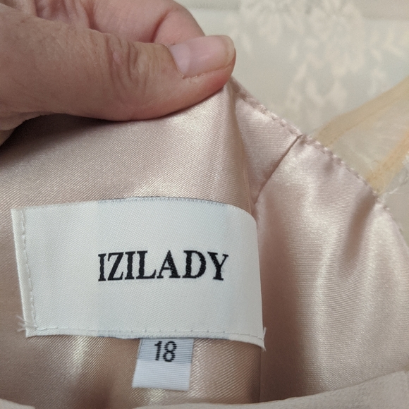 Evening gown - Picture 3 of 3